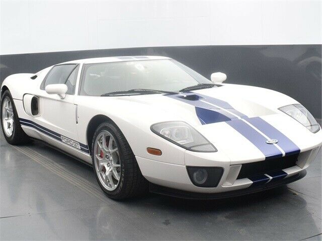 2005 Ford Ford Gt  2005 Ford Gt  Centennial White Clearcoat 2d Coupe - Shipping Available!