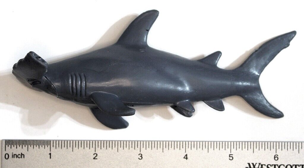 Plastic 6 Inch Toy Hammerhead Shark T-05