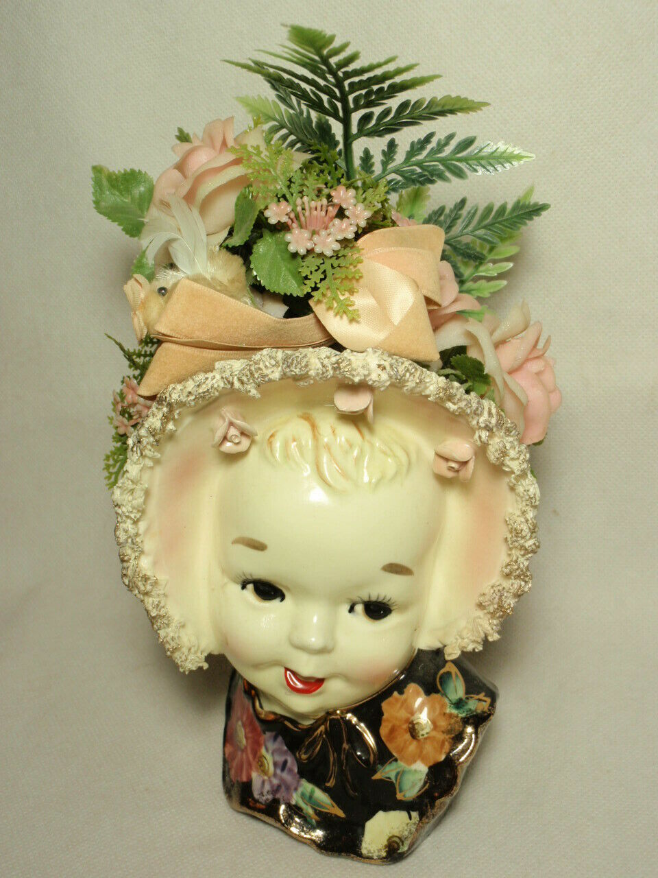 Vintage Japan Child In Bonnet Spaghetti Lace Trim Head Vase *chipped*
