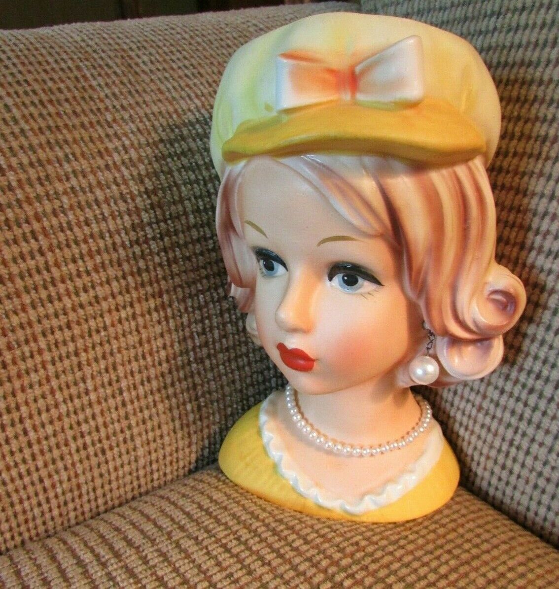 Lady Head Vase Teenager With Mod 70s Outfit. Yellow Outfit. 7 In Excellent